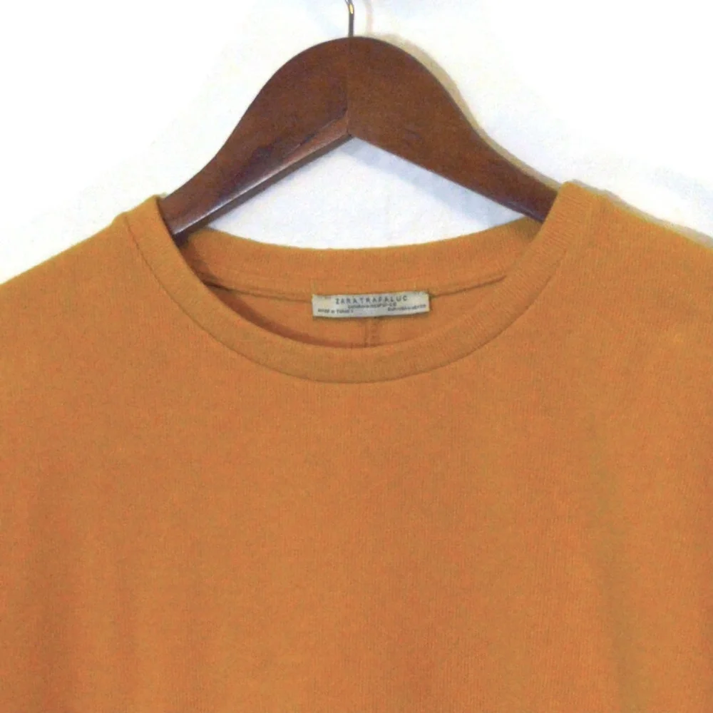 Zara Trafaluc Gold Sweater Size Medium - Picture 4 of 9